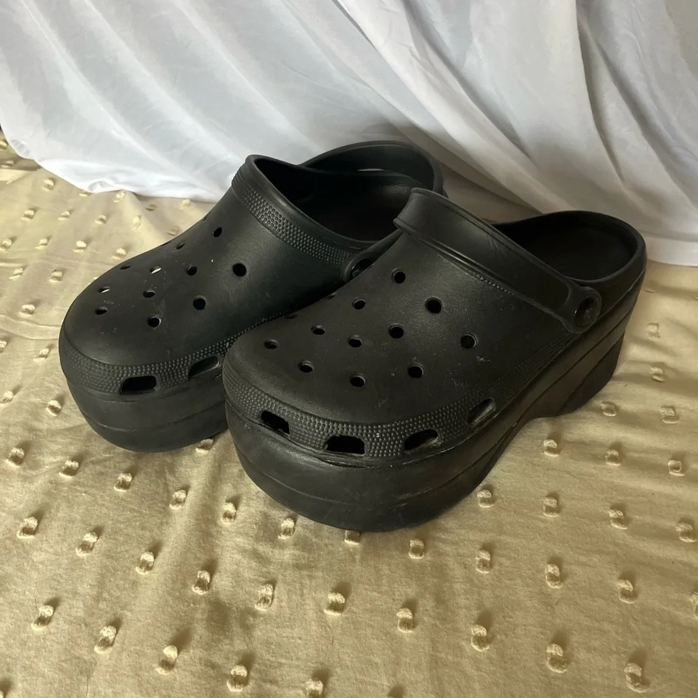Black Platform Clogs - Picture 2 of 4